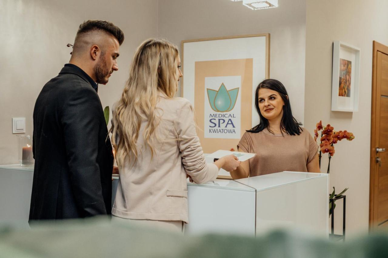 Medical Spa Kwiatowa Łęczyca Buitenkant foto