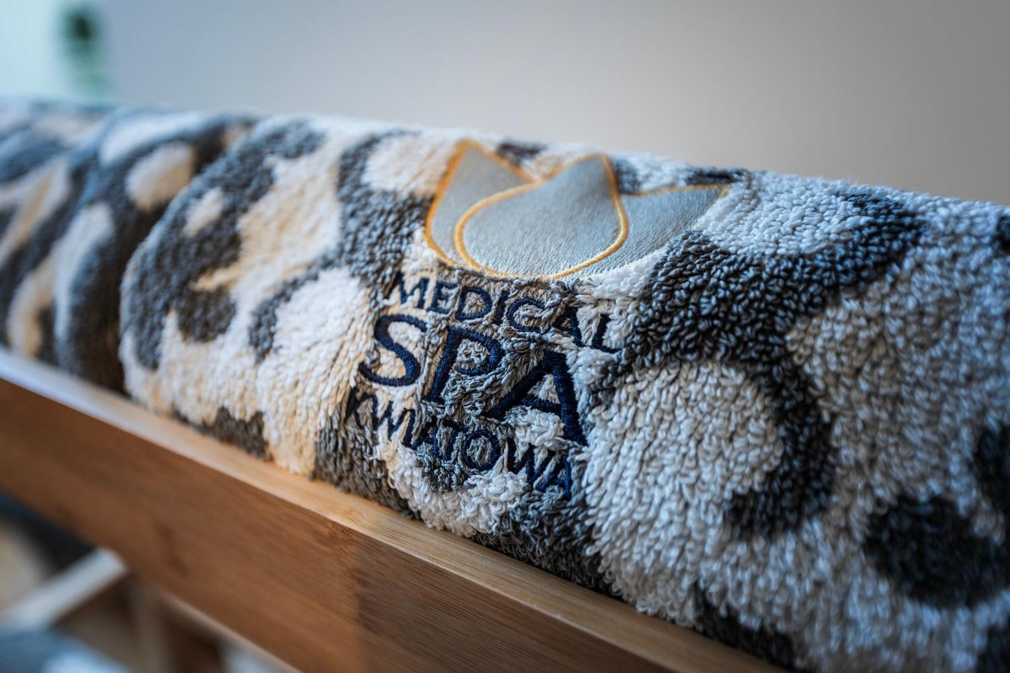 Medical Spa Kwiatowa Łęczyca Buitenkant foto