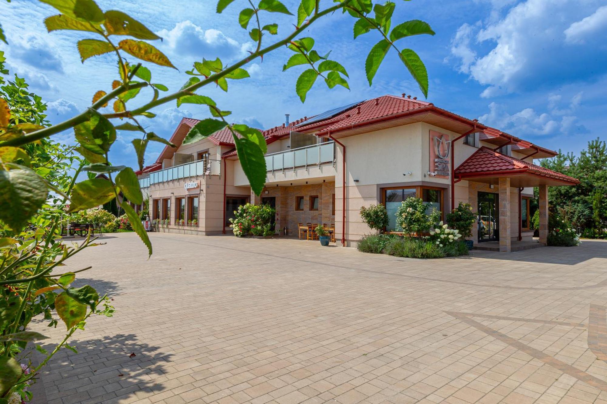 Medical Spa Kwiatowa Łęczyca Buitenkant foto
